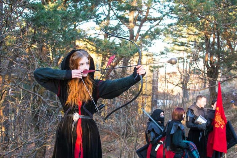 Levande rollspel i skogen