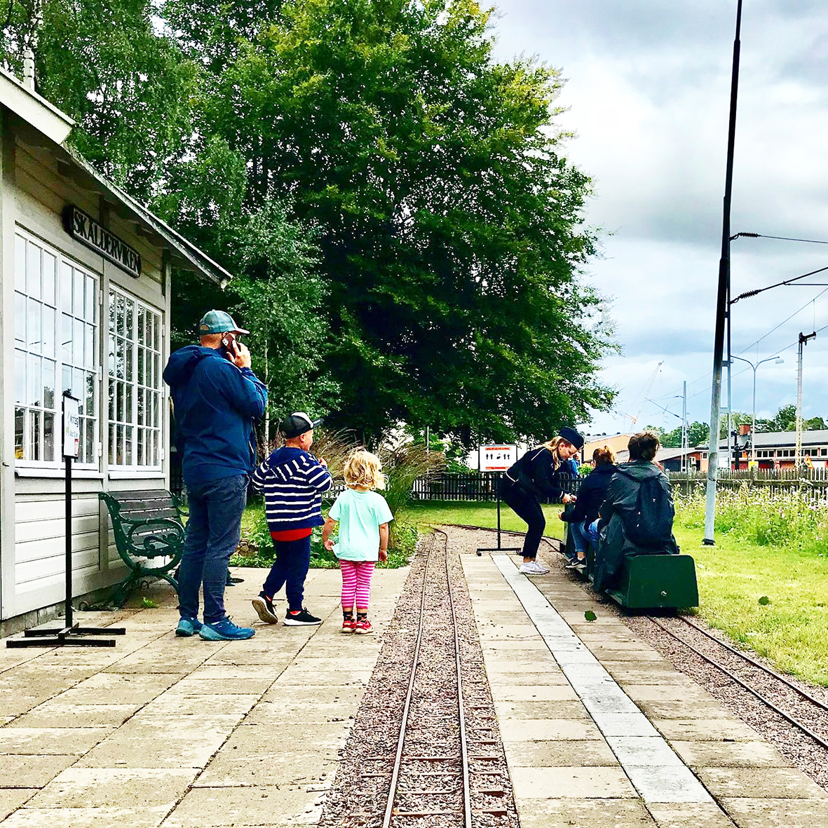 Minitag och barn foto Jarnvagens Museum