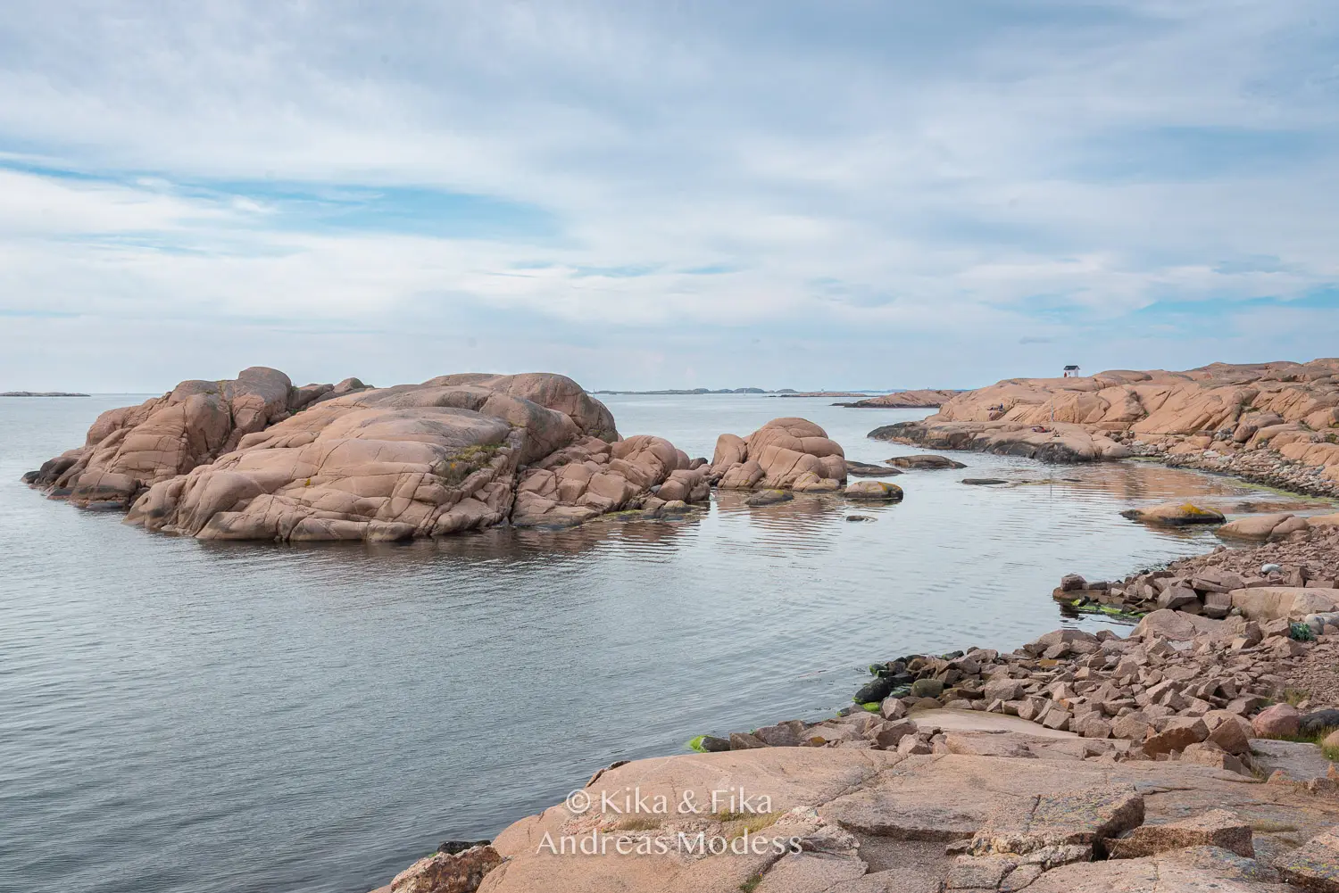 Stångehuvud med havet