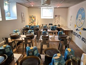 Dreja på The Creativity House